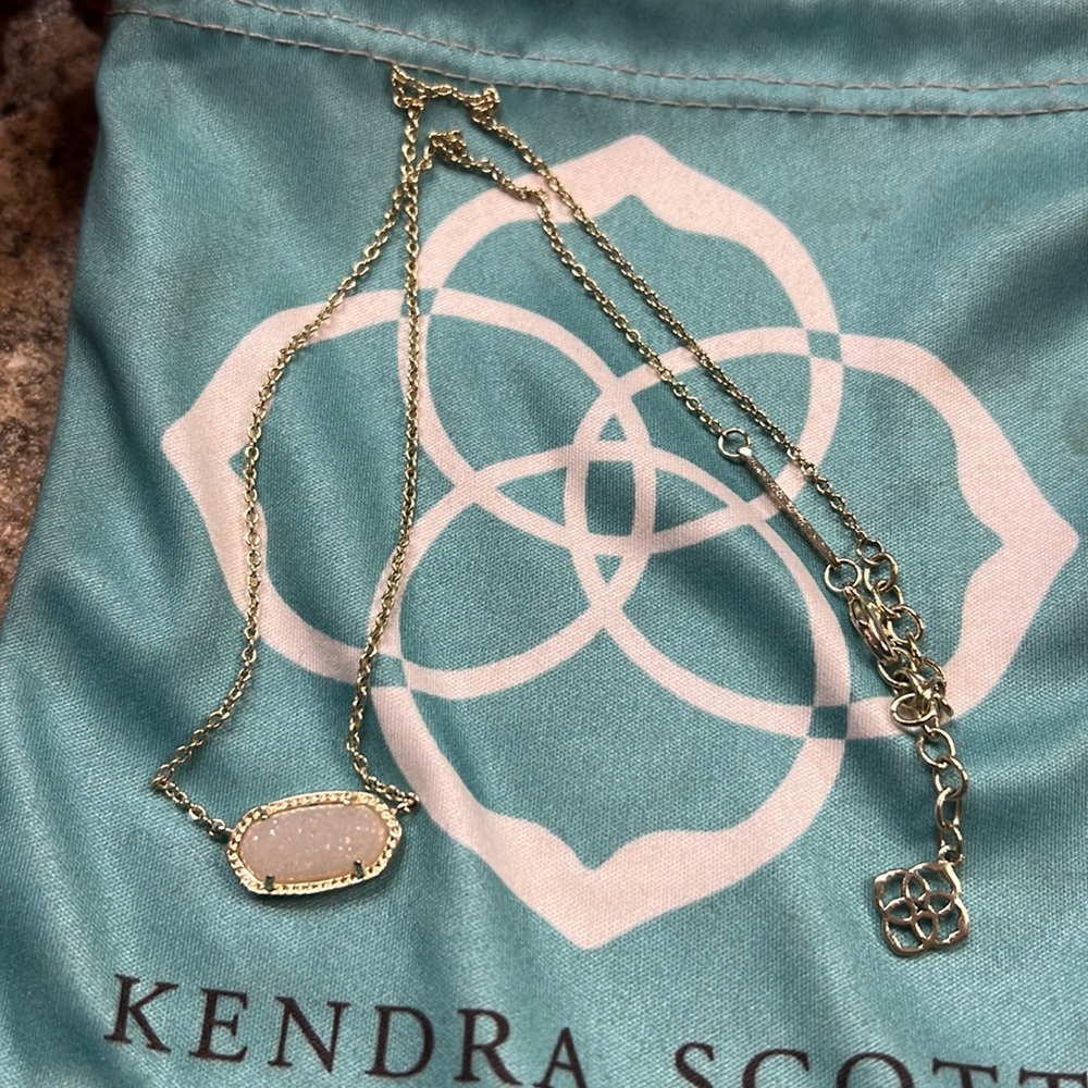 Kendra Scott Elisa Gold Pendant Necklace